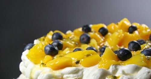 Pavlova à la Mangue et Fruit de la Passion