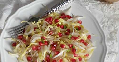 Salade d'Endives, Grenade, Pistaches et Huile d'olive Alziari