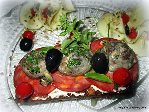Baguette apéritive au chorizo et aux champignons