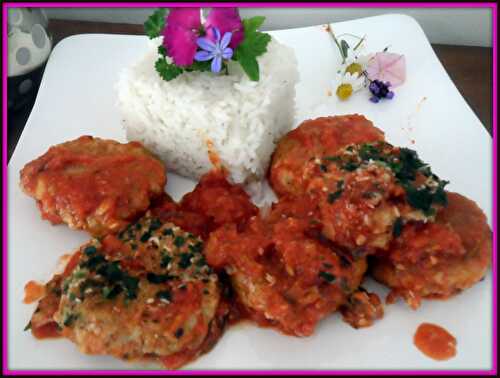 BOULETTES DE CABILLAUD AU COULIS DE TOMATES ÉPICÉ