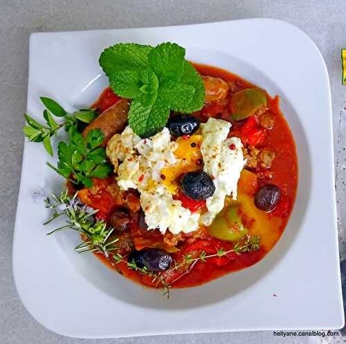 Kefta " viande - merguez -légumes- olives - épices" et oeufs