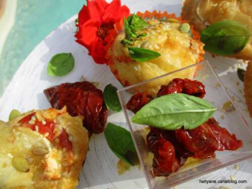 Mini-muffins aux poivrons/tomates séchées/chèvre et au basilic