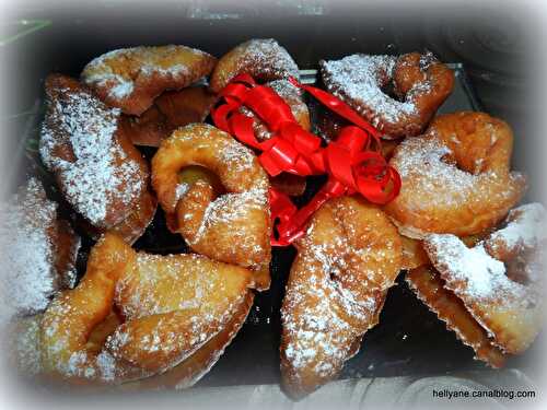 Oreillettes, bugnes, beignets de MARDI GRAS