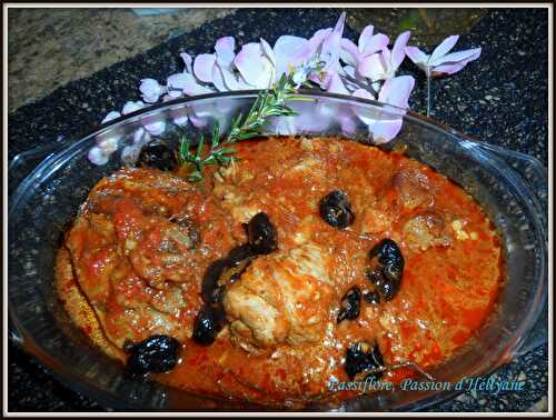 Osso bucco de dinde, tomates, olives noires et vertes