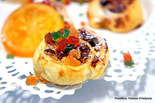 Pains aux raisins secs et aux fruits confits