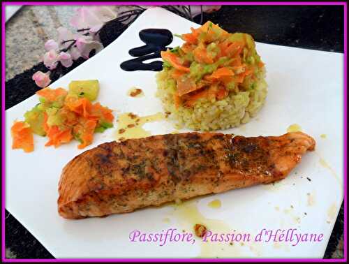 Pavé de saumon caramélisé et ses tagliatelles de courgette carotte