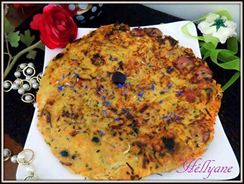 Rösti en galette de pommes de terre, carottes, aux saucisses fumées et herbes de Provence, piment