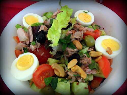 SALADE COMPOSÉE, AUX 4 HUILES et FRUITS SECS