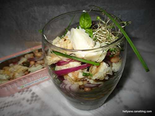 Salade de Haricots blancs avec des filets de merlu et des filets de truite, à l'huile d'olive