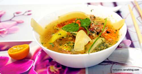 Soupe ramen au boeuf, légumes, sauce soja et gingembre - Passiflore, Passion d'Héllyane