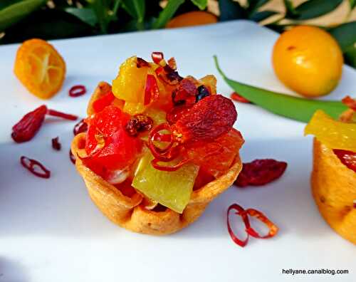 Spicy Pretagarnir au fromage, poivrons, baies de goji, vinaigre de citron calamansi et épices.
