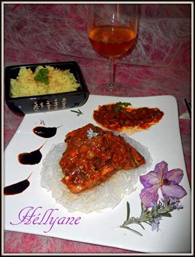 Steaks de thon sauce tomate, curry, olives noires et ses nouilles de soja transparentes + riz