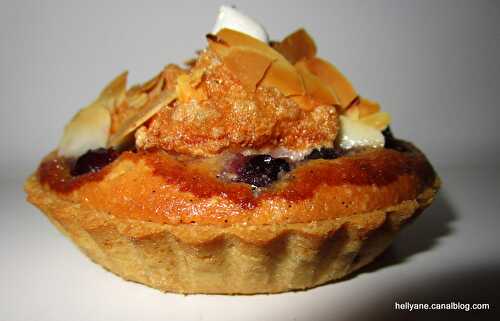 Tartelettes crème d'amande, raisins - vanille et confiture de gingembre