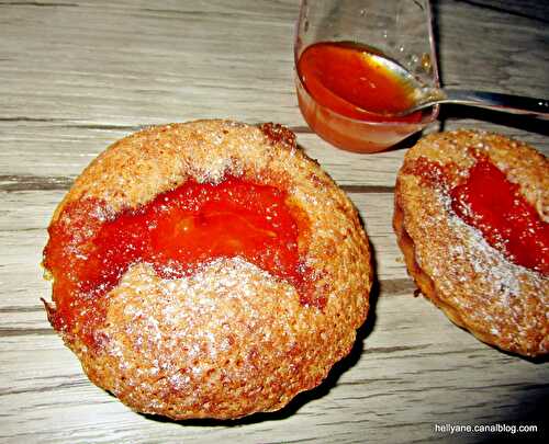 Tartelettes sablées à la crème d'amande et confiture d'abricots