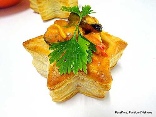 Bouchée ou Vol-au-vent aux moules en sauce tomate piquante