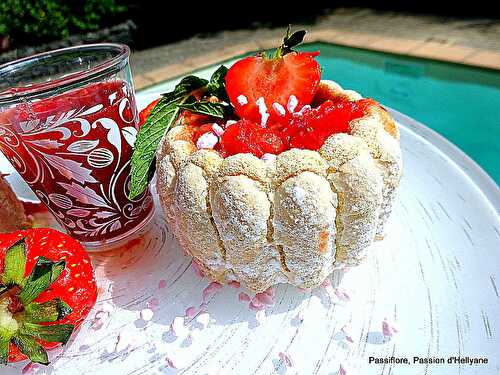 Recette ultra facile - Charlotte aux fraises