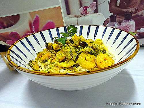 Curry de fruits de mer au lait de coco / curcuma - Passiflore, Passion d'Héllyane