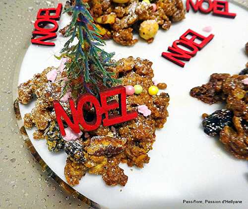 ROSES DE NOEL ( chocolat/muesli fruits secs/baies))