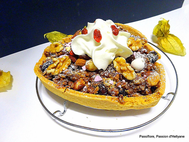 Tarte cœur au muesli chocolat et baies de goji / cranberry