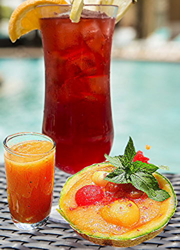 Soupe froide de melon/ pastèque / mirabelles et poudre de baobab