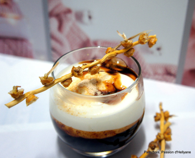 Verrine - Mousse à la datte et poudre du fruit du baobab