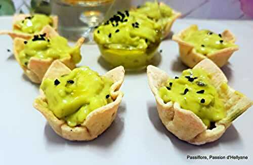 Coupelles mayonnaise d'avocat  et huile de chanvre 