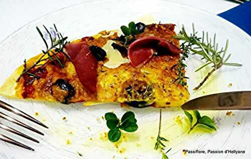 Pizza sauce tomate / piperade de chorizo, bacon et magret de canard