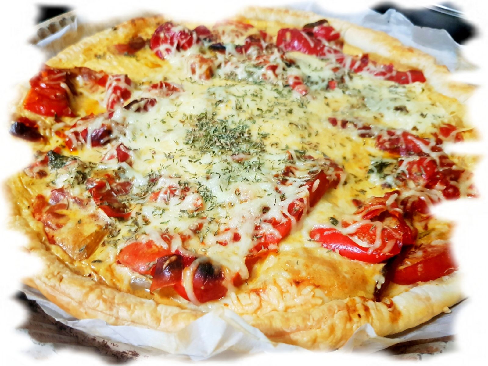 Tourte poivrons tomates oignons ail thym