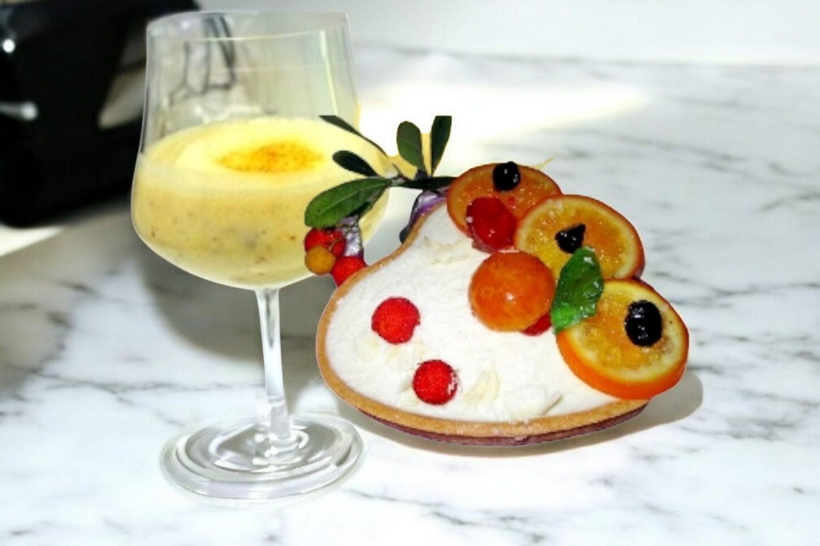 TARTE COEUR - BLANC MANGER COCO - FRUITS CONFITS