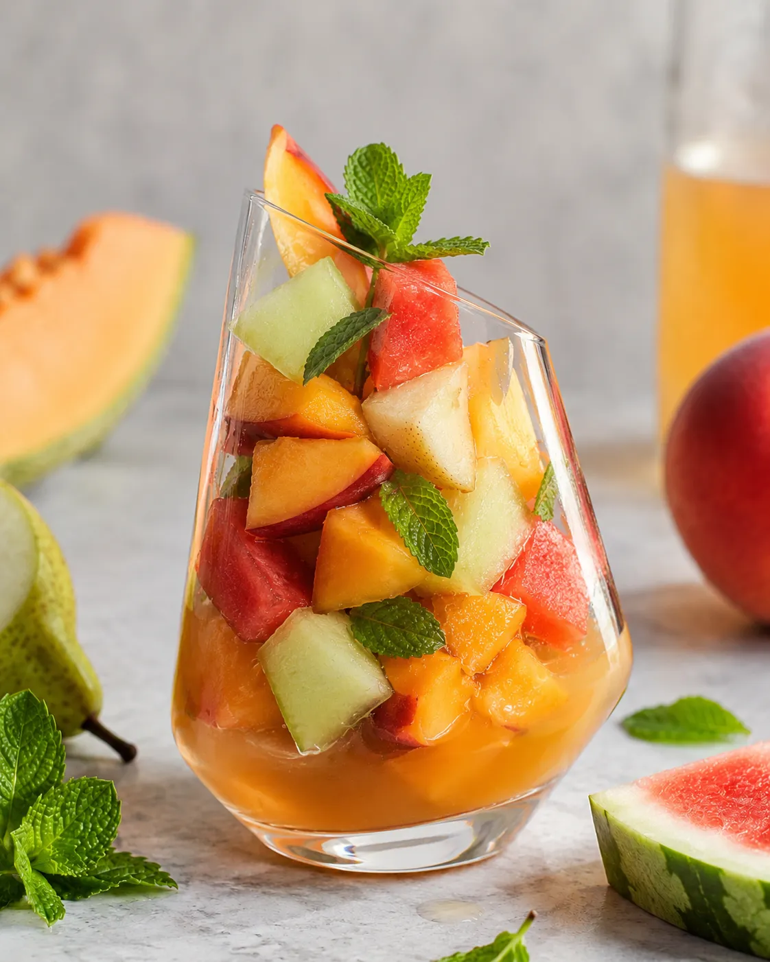 Dessert - boisson frais, coloré et élégant aux fruits
