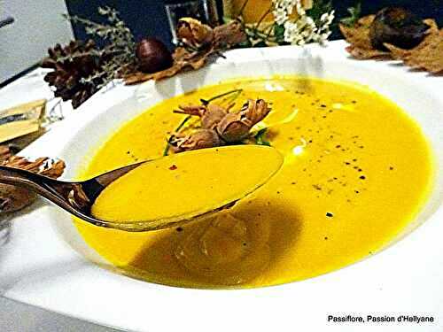 Velouté de châtaignes, noisettes et curcuma