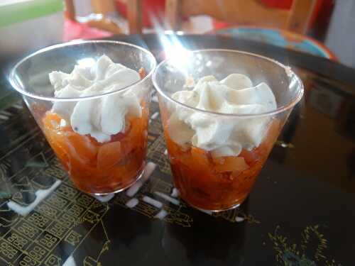 Verrines tomates, saumon fumé et mascarpone