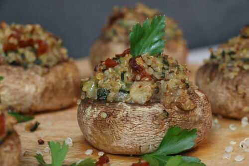 Recette de champignons farcis au quinoa, tomates séchées, IG bas