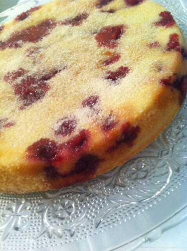 Gâteau aux cerises sans gluten et sans lactose