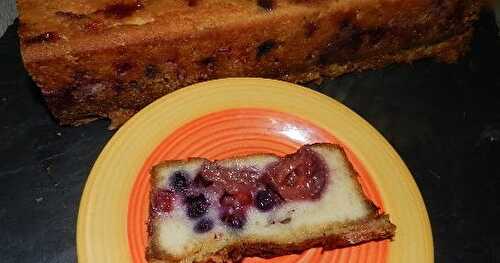 Cake aux fruits des bois