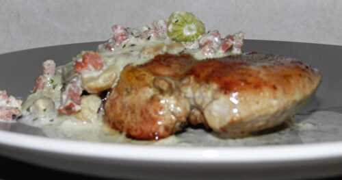 Filets de faisan sauce aux champignons et petits oignons