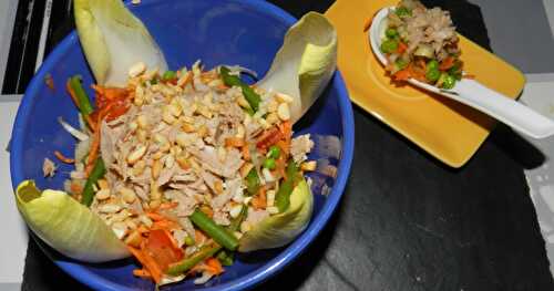 Salade de chicons au thon et morceaux de noix de cajou