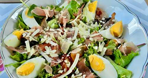 Salade Mesclum jambon de la forêt noir et parmigiano