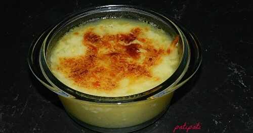 Soupe à l'oignon gratinée à la Mozzarella (très simple)