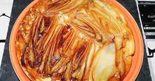 Tatin d'endives aux fromage de noix et morceaux de noix