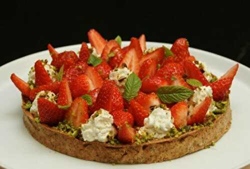 TARTE FRAISES-PISTACHES