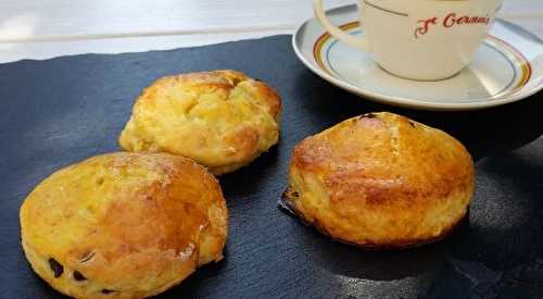 Scones poires chocolat faciles et rapides - Patisserie.news