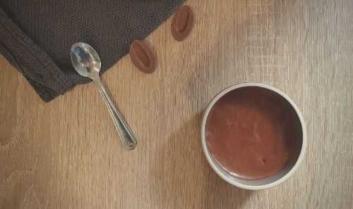 Mousse aux deux chocolats : recette facile et rapide - Patisserie.news