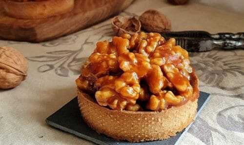 Tartes aux noix caramélisées, recette facile - Patisserie.news