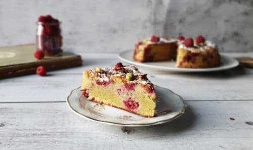Gâteau aux framboises sans gluten : recette facile - Patisserie.news