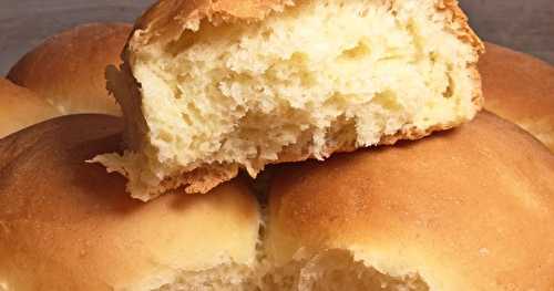 Butter rolls (pains)