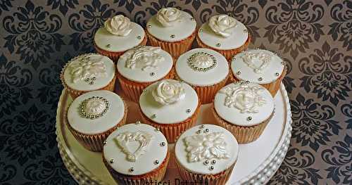 Cupcakes blanc et argent