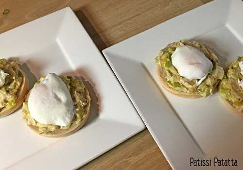 Oeufs pochés sur fondue de poireaux