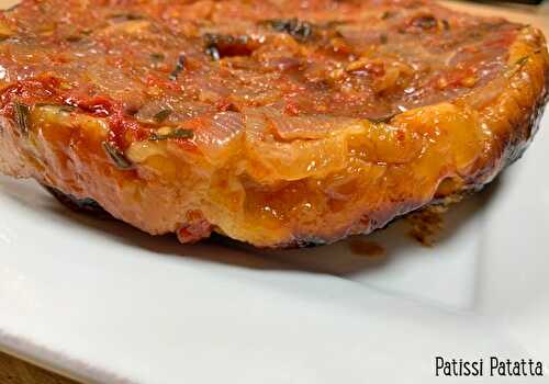 Tatin tomates, raisins secs et oignons