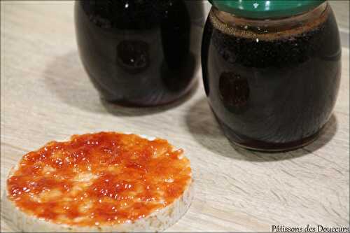 De la Gelée de Pommes avec les Epluchures